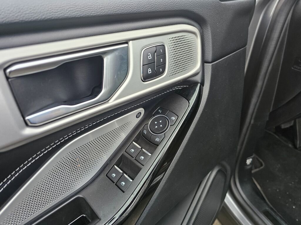 Certified 2022 Ford Explorer ST w/ Equipment Group 401A image 21