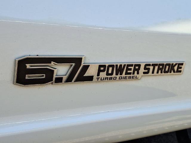 Certified 2023 Ford F350 XLT w/ Snow Plow/Camper Package AWD/4WD image 32