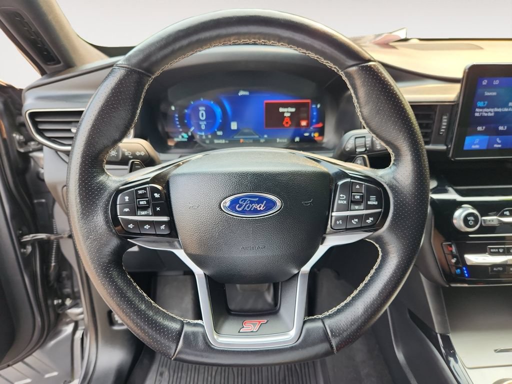 Certified 2022 Ford Explorer ST AWD/4WD image 13