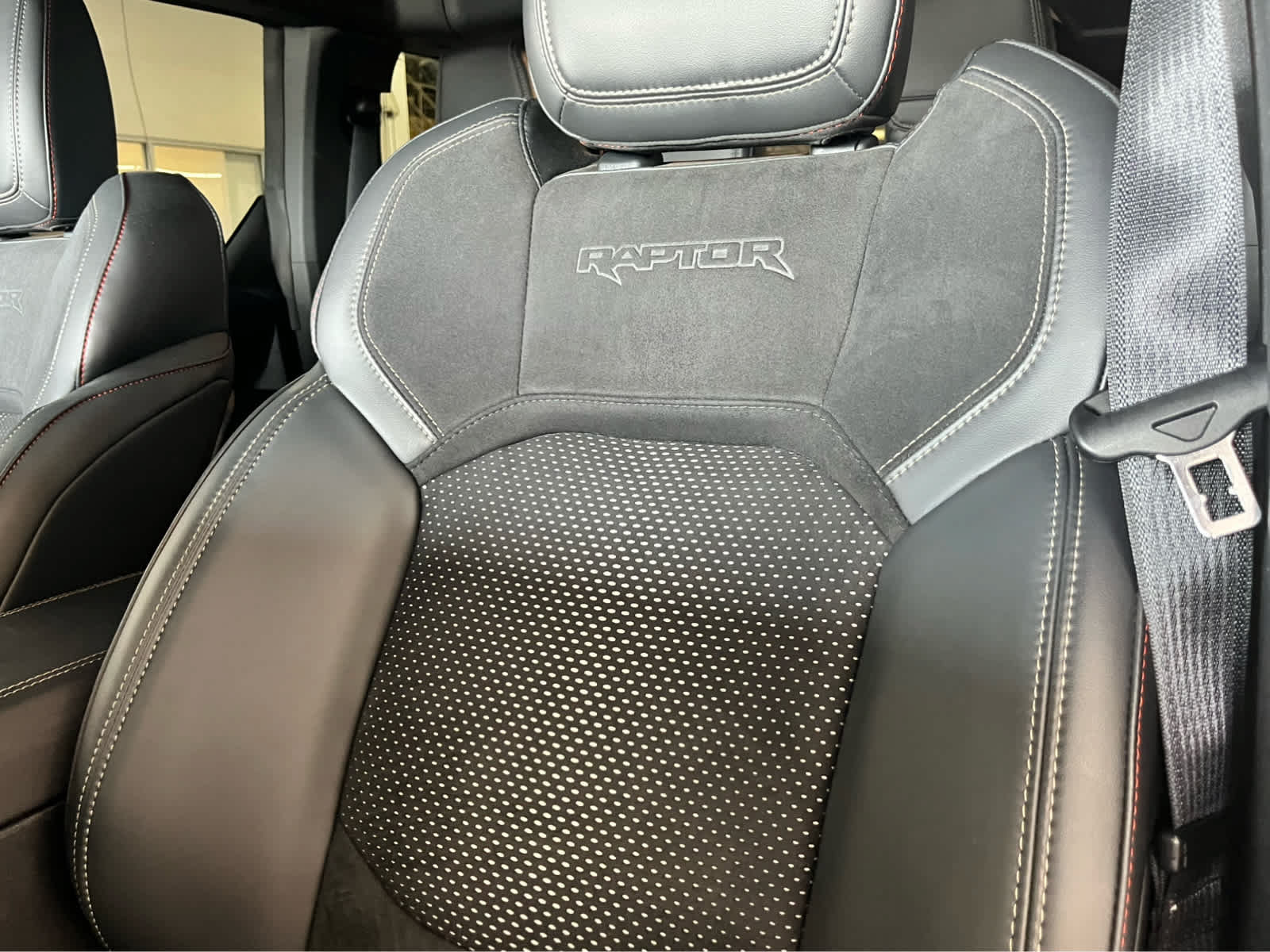 Certified 2025 Ford Bronco Raptor AWD/4WD image 20