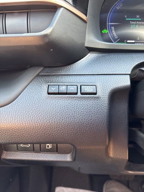 Used 2024 Toyota Crown XLE image 17