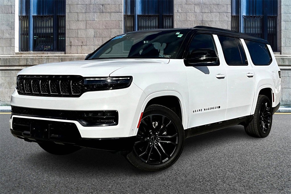 Used 2024 Jeep Grand Wagoneer L Series II w/ Quick Order Packagew 28T image 2