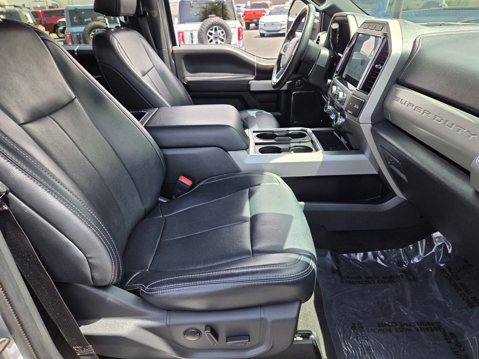 Certified 2022 Ford F250 Lariat w/ Lariat Ultimate Package AWD/4WD image 15