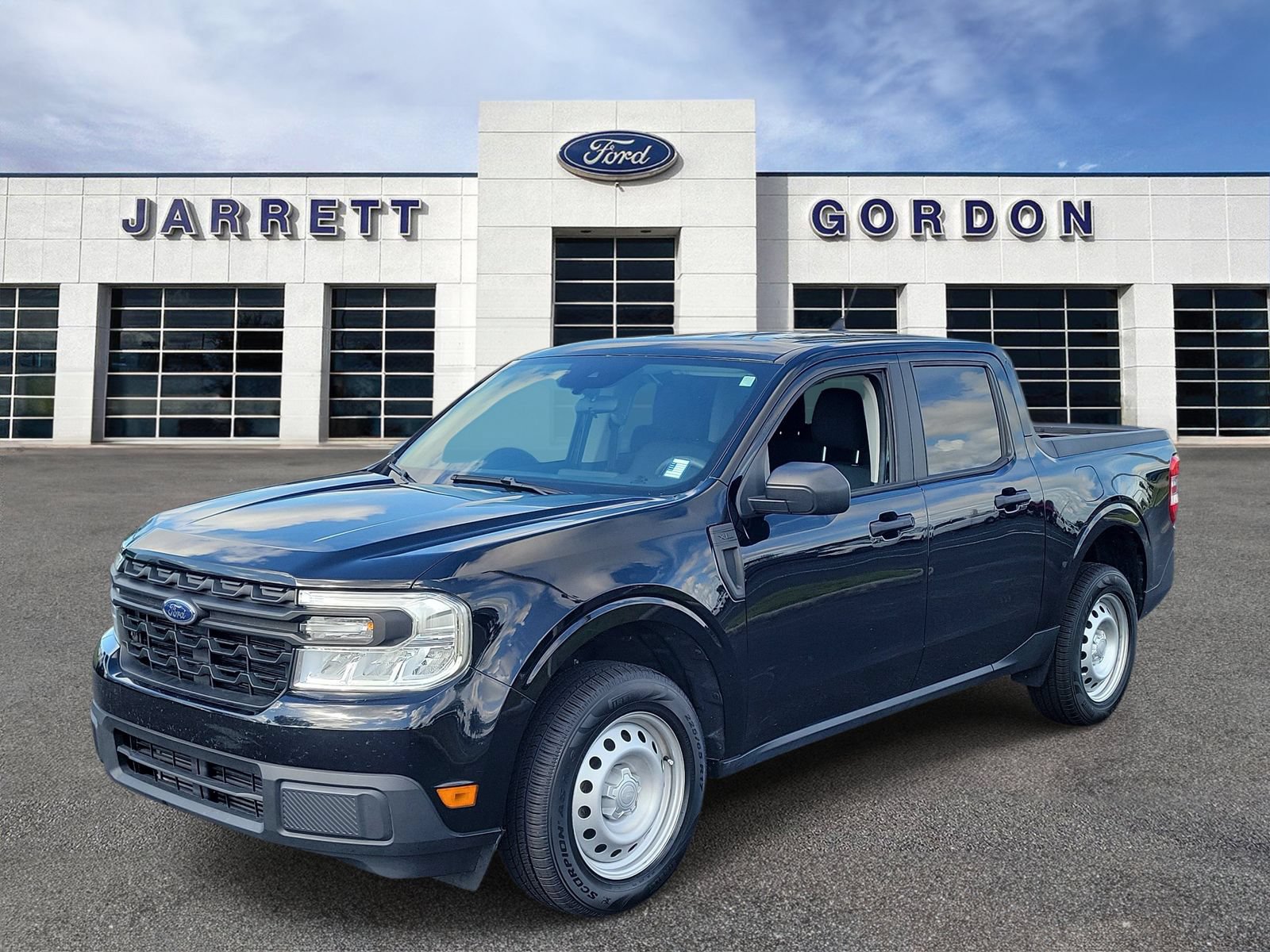Certified 2024 Ford Maverick XL FWD image 2