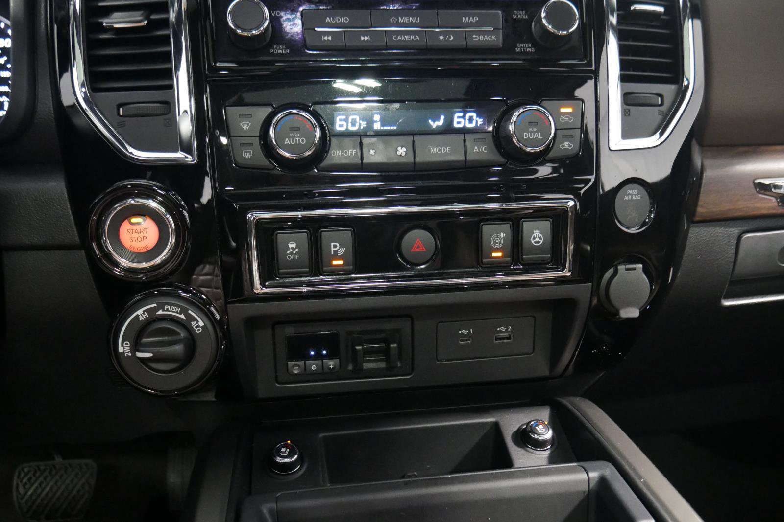 Used 2023 Nissan Titan Platinum Reserve w/ Moonroof Package image 23