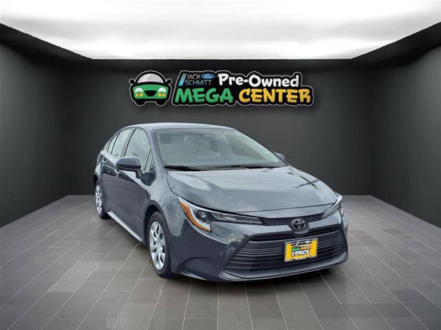 Used 2025 Toyota Corolla LE FWD image 24