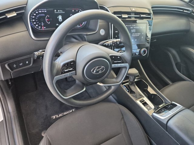Used 2023 Hyundai Tucson SEL FWD image 17