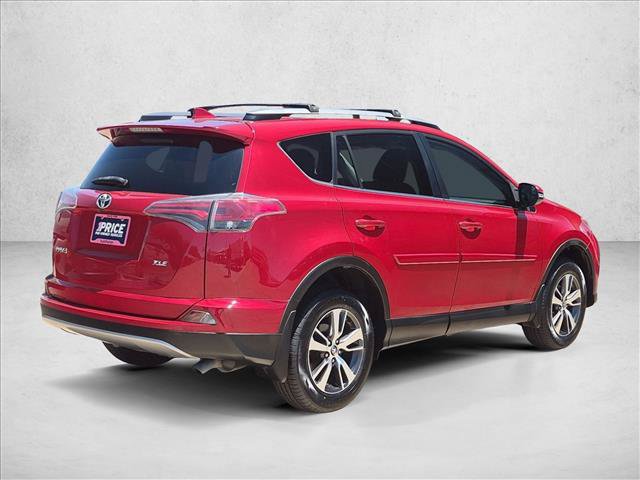 Used 2017 Toyota RAV4 XLE FWD image 5