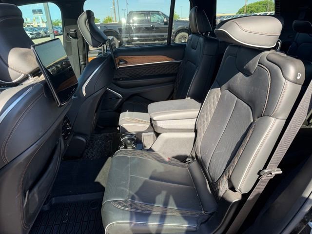 Used 2024 Jeep Grand Cherokee L Summit AWD/4WD image 22