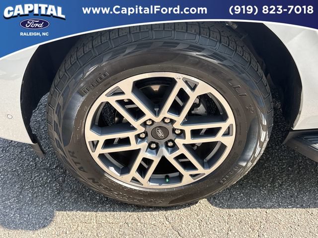 Certified 2025 Ford Expedition Active AWD/4WD image 13