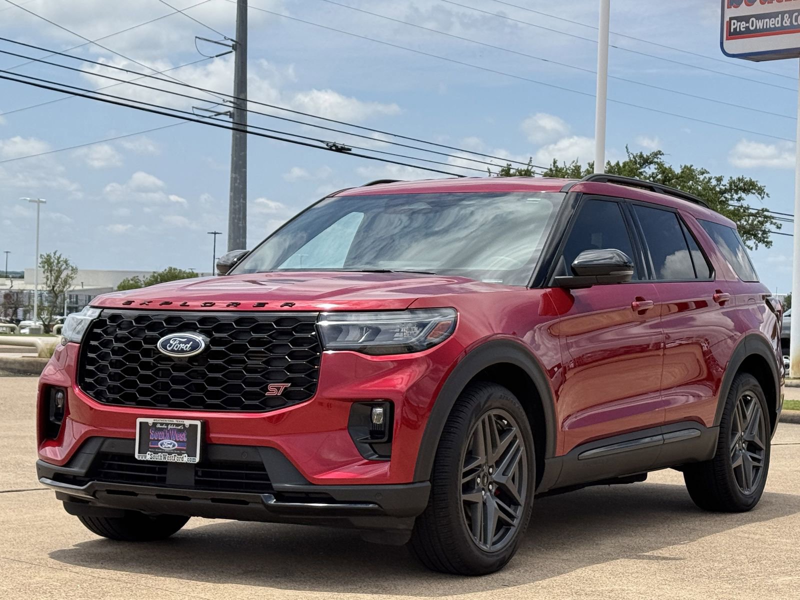 Certified 2025 Ford Explorer ST AWD/4WD image 8