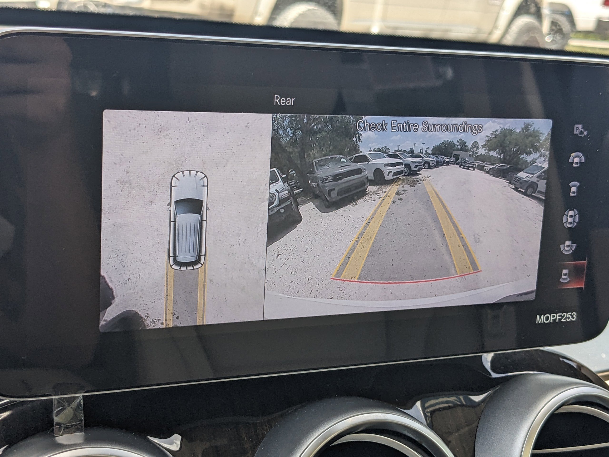 Used 2021 Mercedes-Benz GLC 300 4MATIC w/ Exterior Lighting Package image 27