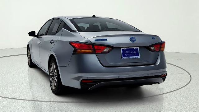 Used 2024 Nissan Altima 2.5 SV FWD image 6