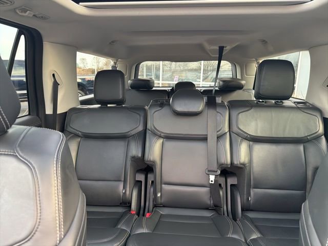 Certified 2025 Ford Expedition Max Platinum image 21