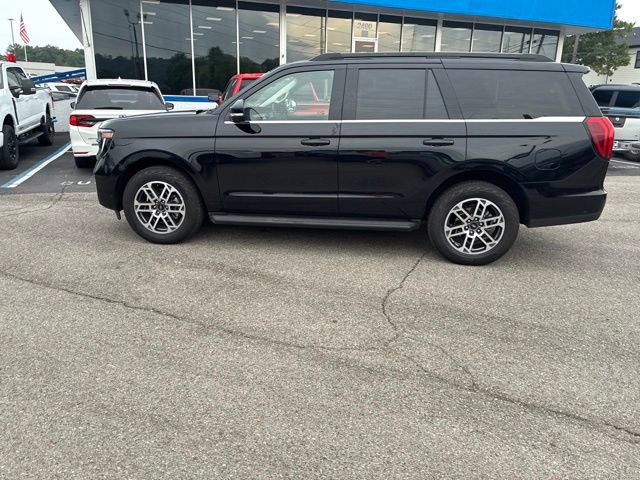 Certified 2025 Ford Expedition Active AWD/4WD image 19