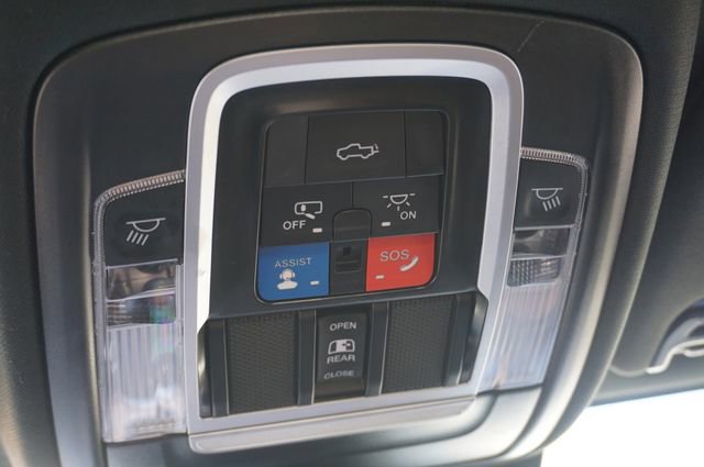 Used 2023 RAM 3500 Limited image 39