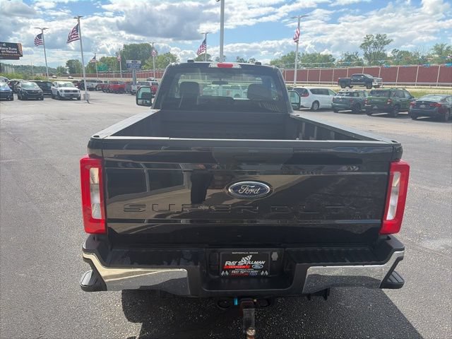 Certified 2024 Ford F250 XL w/ XL Off-Road Package AWD/4WD image 7