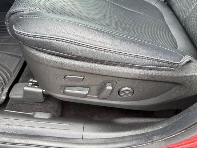 Used 2023 Hyundai Santa Fe Limited AWD/4WD image 31