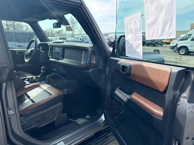 Certified 2023 Ford Bronco Outer Banks w/ Sasquatch Package AWD/4WD image 8