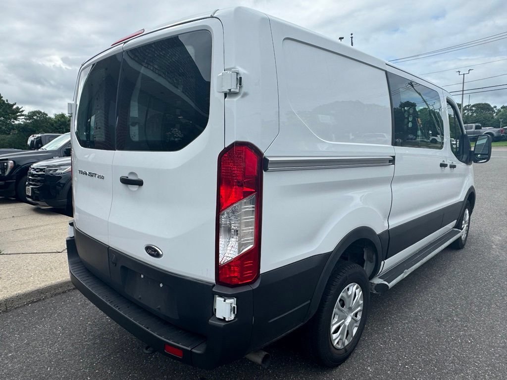 Certified 2025 Ford Transit 250 Low Roof w/ Exterior Upgrade Package RWD image 6