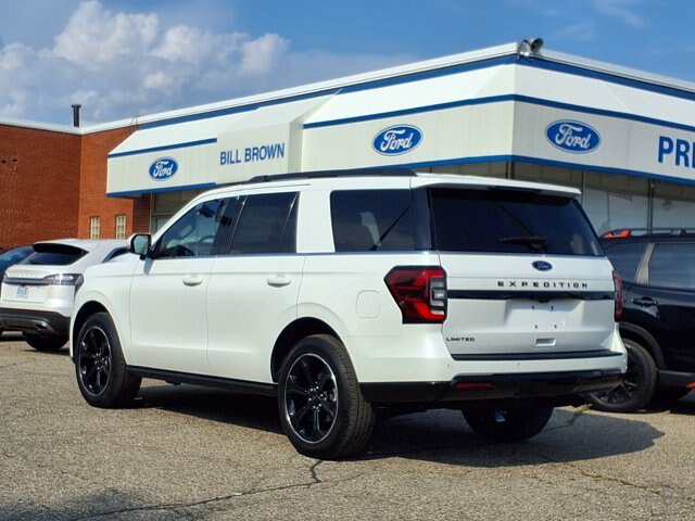 Certified 2023 Ford Expedition Limited AWD/4WD image 2