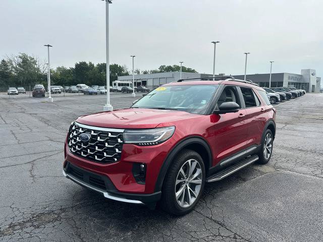 Certified 2025 Ford Explorer Platinum w/ Ultimate Package AWD/4WD image 4