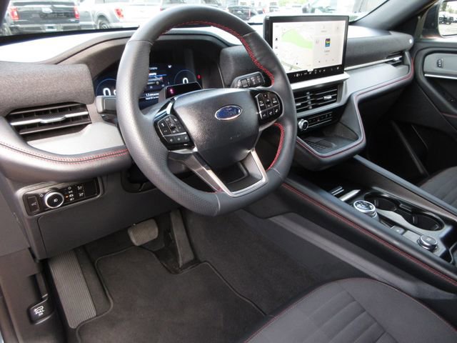 Certified 2025 Ford Explorer ST-Line w/ Premium Package image 14
