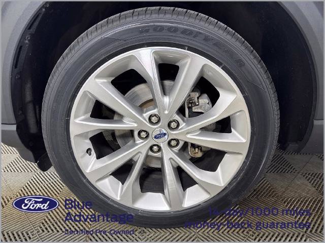 Certified 2023 Ford Explorer Platinum w/ Technology Package AWD/4WD image 15