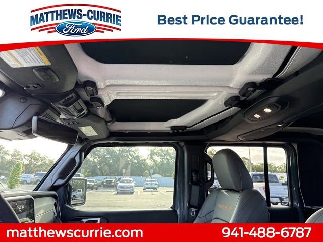 Used 2026 Jeep Gladiator Mojave image 11