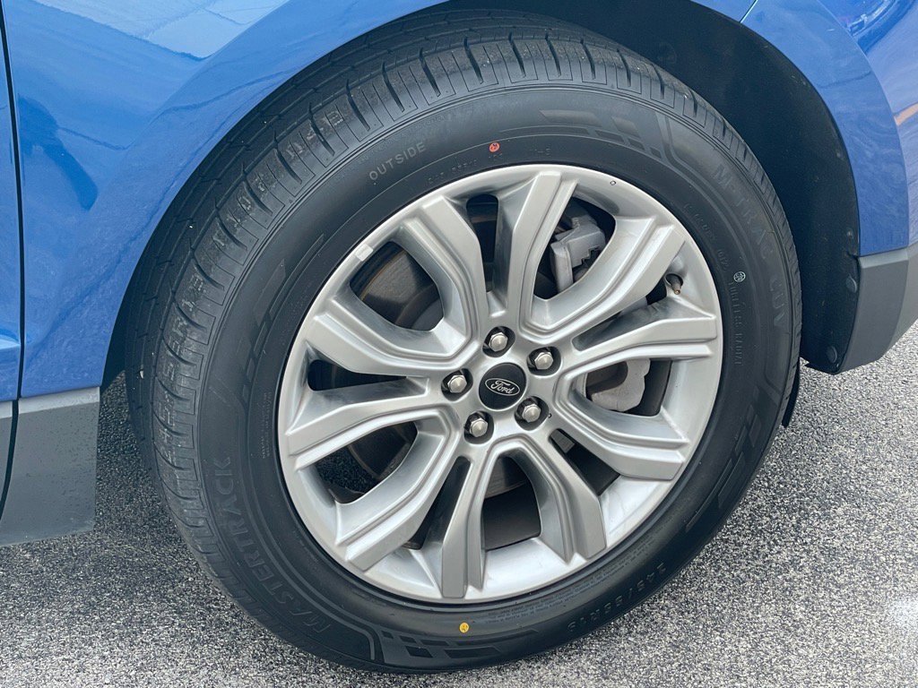 Certified 2024 Ford Edge Titanium image 9