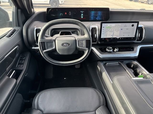 Certified 2025 Ford Expedition Platinum w/ Stealth Performance Package AWD/4WD image 20