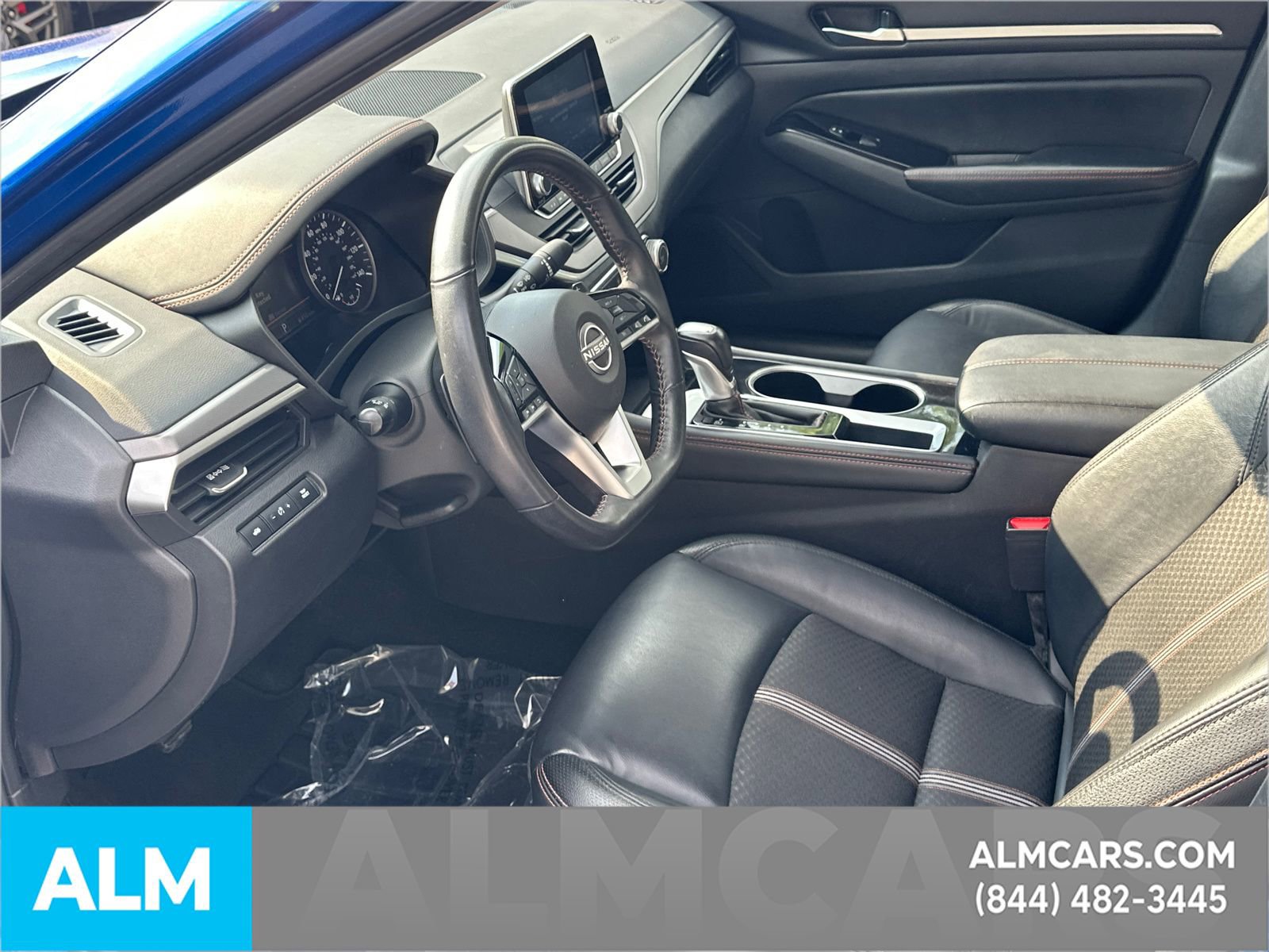 Used 2025 Nissan Altima 2.5 SR FWD image 10