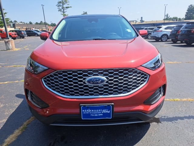 Certified 2024 Ford Edge SEL w/ Convenience Package AWD/4WD image 3