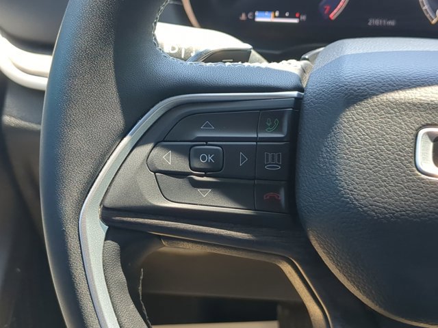 Used 2024 Jeep Grand Cherokee L Limited w/ Black Appearance Package AWD/4WD image 18