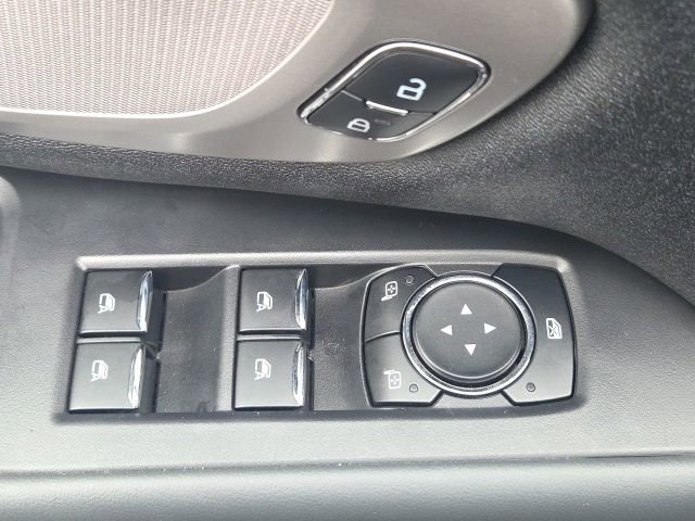 Certified 2025 Ford Expedition Active AWD/4WD image 26