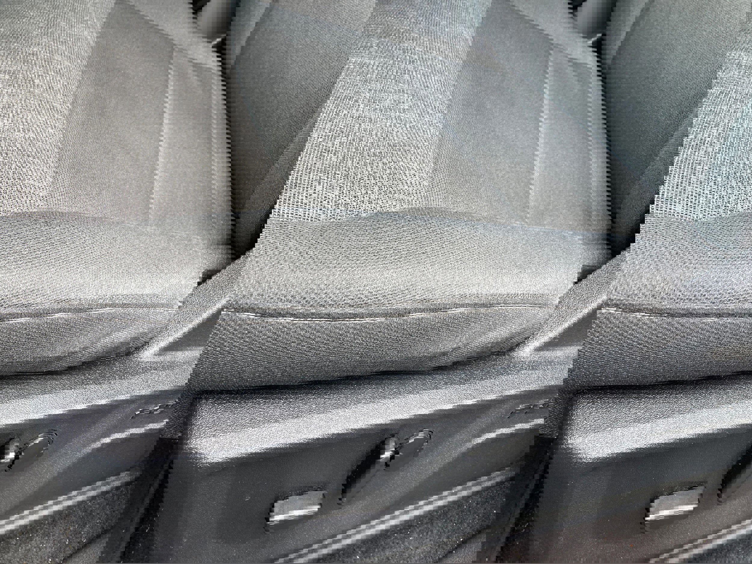 Certified 2022 Ford F150 XLT w/ Equipment Group 302A High image 11