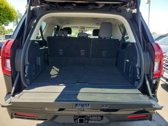 Certified 2025 Ford Expedition Max Active RWD image 20