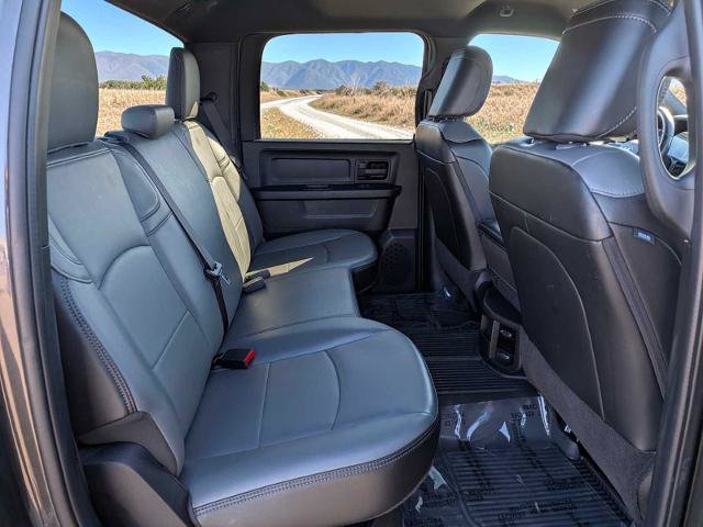 Used 2024 RAM 2500 Tradesman w/ Chrome Appearance Group AWD/4WD image 18
