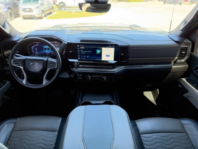 Used 2025 Chevrolet Silverado 2500 ZR2 w/ Technology Package image 25