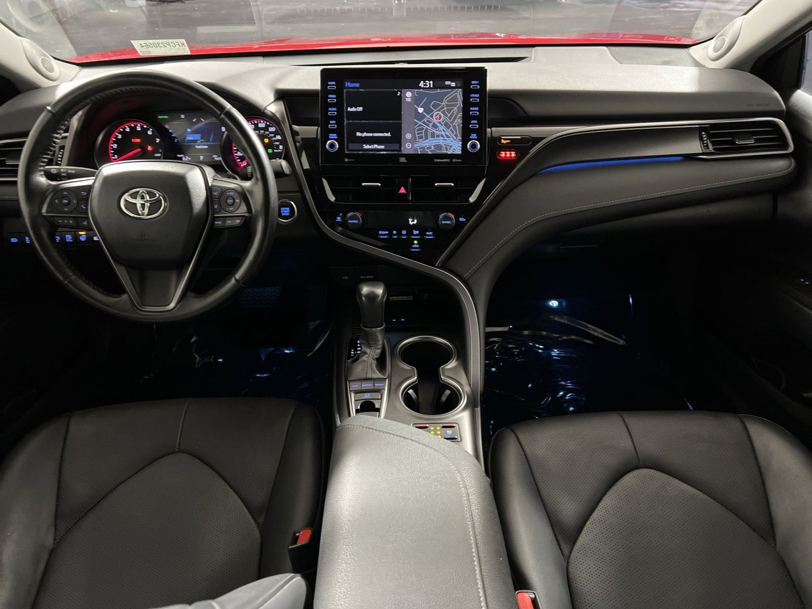 Used 2023 Toyota Camry XSE w/ Navigation Package image 21