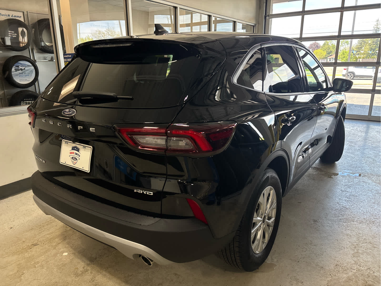Certified 2025 Ford Escape Active w/ Cold Weather Package AWD/4WD image 10