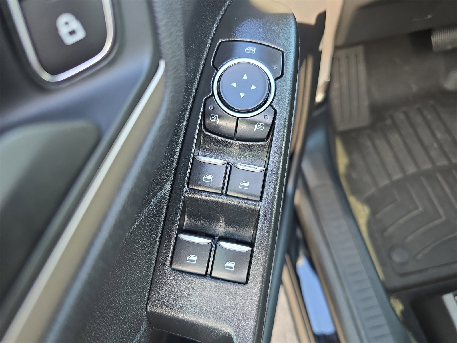 Certified 2022 Ford Escape SE w/ Convenience Package image 13