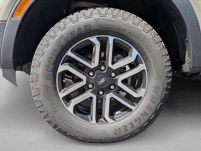 Certified 2025 Ford Ranger Lariat RWD image 18