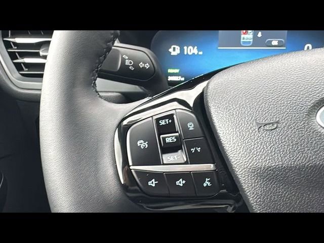 Certified 2023 Ford Escape Platinum AWD/4WD image 17