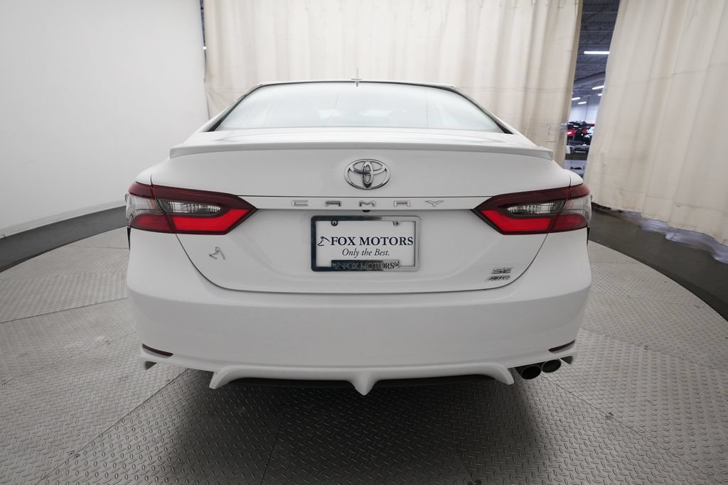 Used 2024 Toyota Camry SE AWD/4WD image 25
