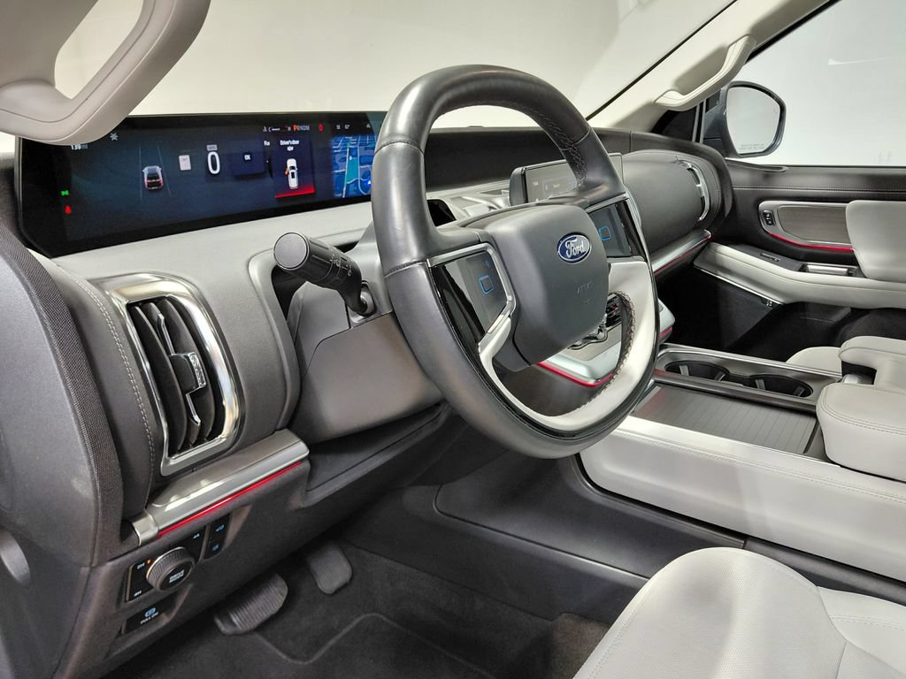 Certified 2025 Ford Expedition Max Platinum AWD/4WD image 29