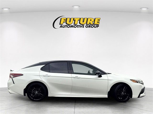 Used 2023 Toyota Camry XSE image 6