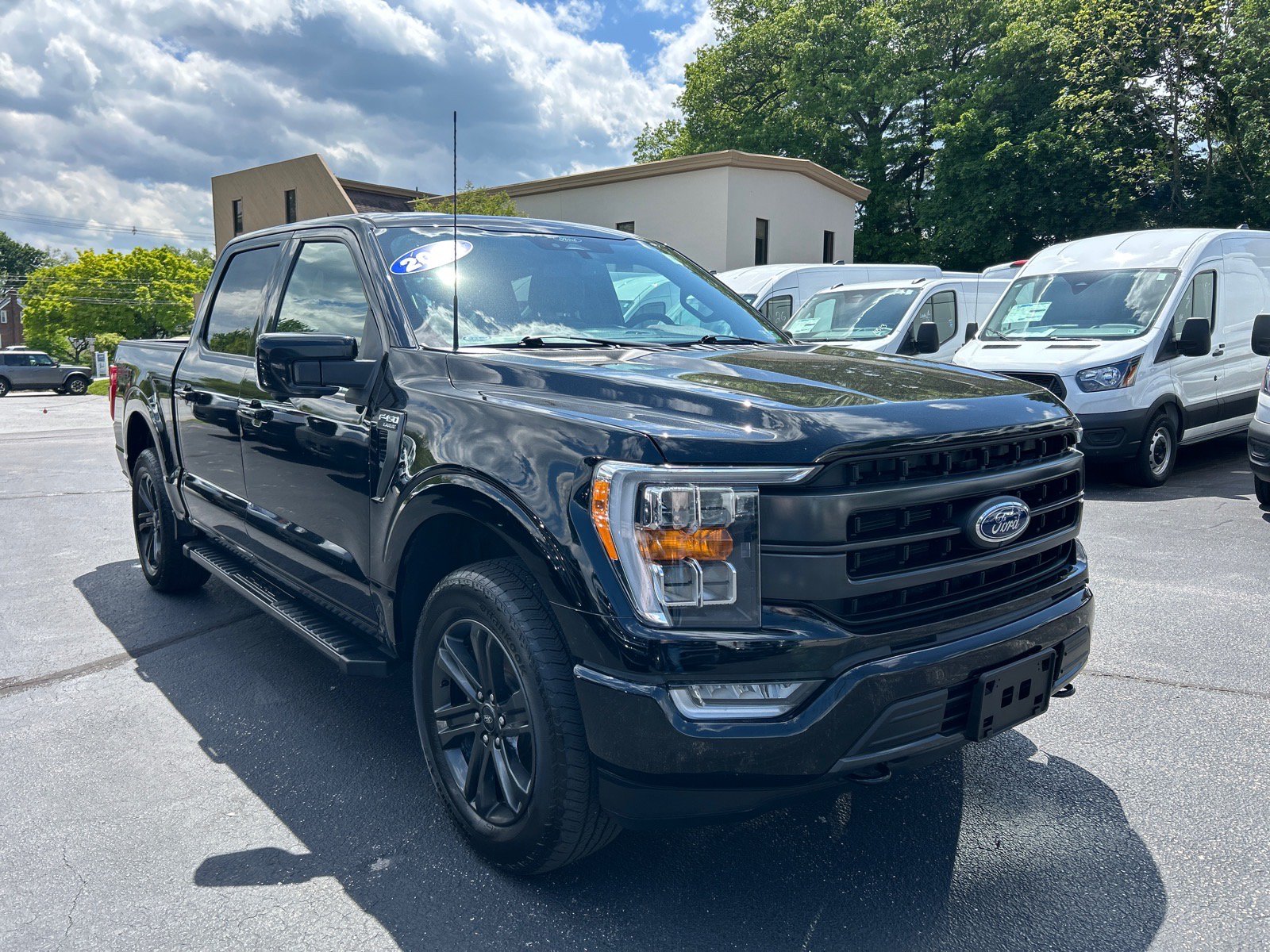Certified 2022 Ford F150 Lariat AWD/4WD image 3