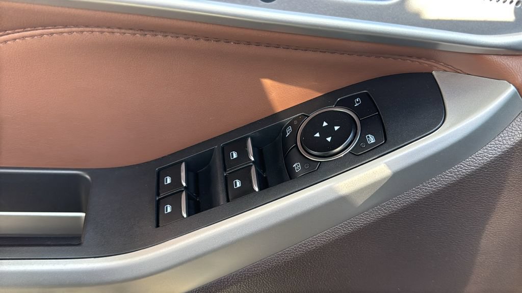 Certified 2023 Ford Explorer King Ranch RWD image 20