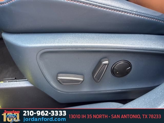 Certified 2023 Ford Maverick Lariat w/ Lariat Luxury Package AWD/4WD image 14
